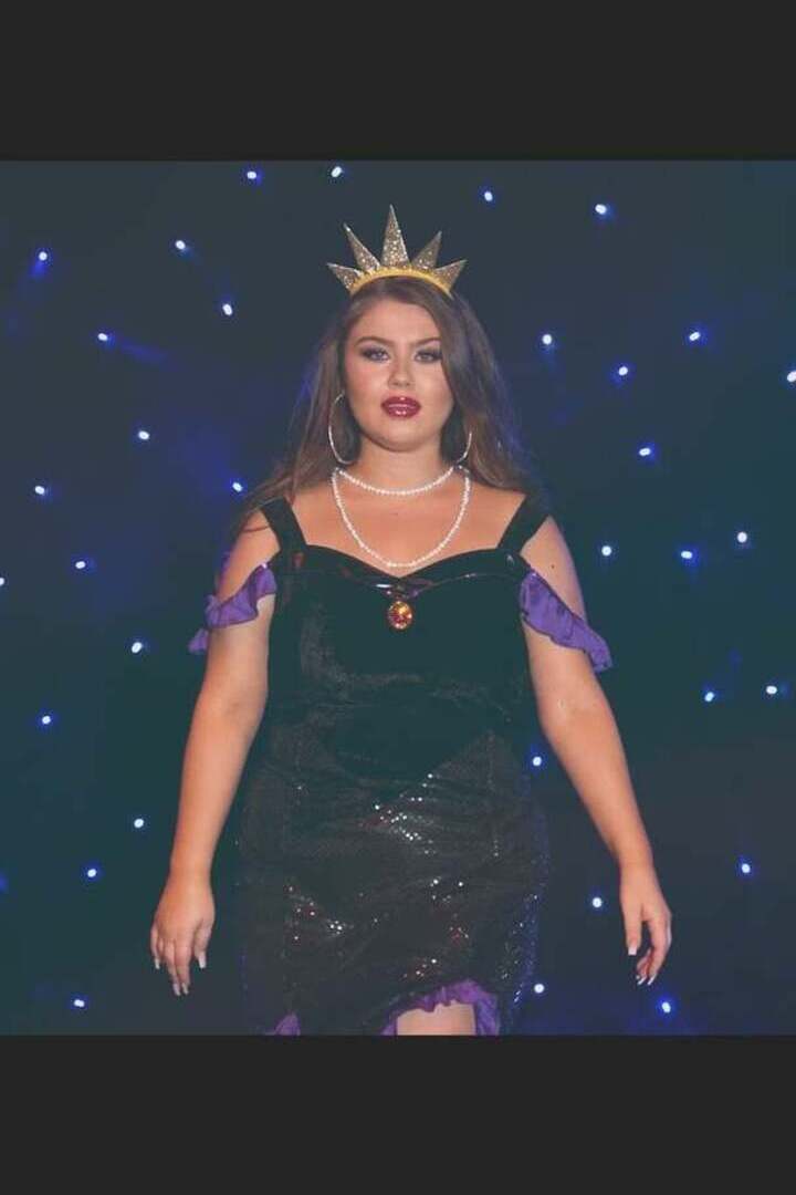 Leg Avenue Plus Sultry Sea Witch Costume in Black/Purple 3