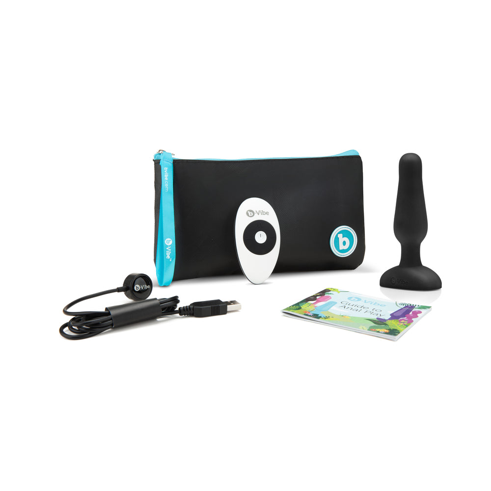 b-Vibe Novice Rechargeable Remote-Controlled Vibrating Silicone Anal Plug11