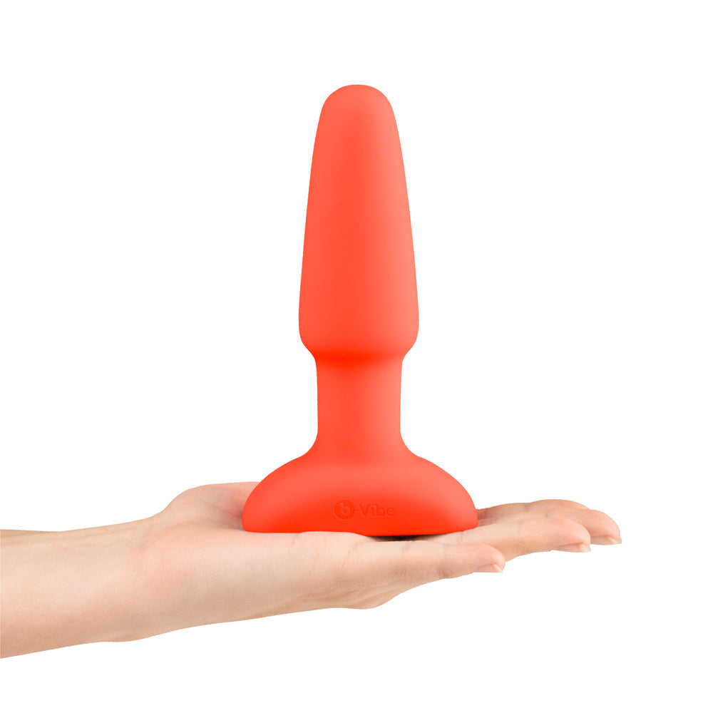 b-Vibe Rimming 2 Rotating and Vibrating Remote Control Plug17