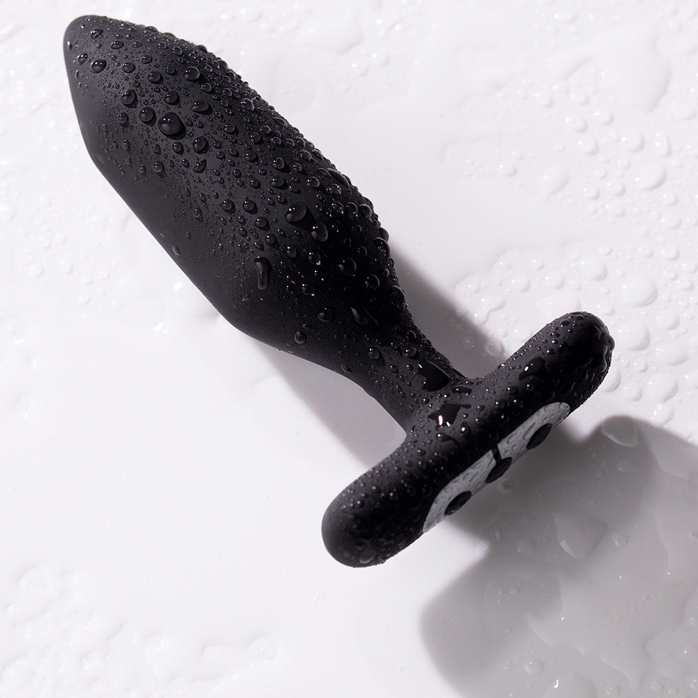 Je Joue Onyx Vibrating Butt Plug Black 2