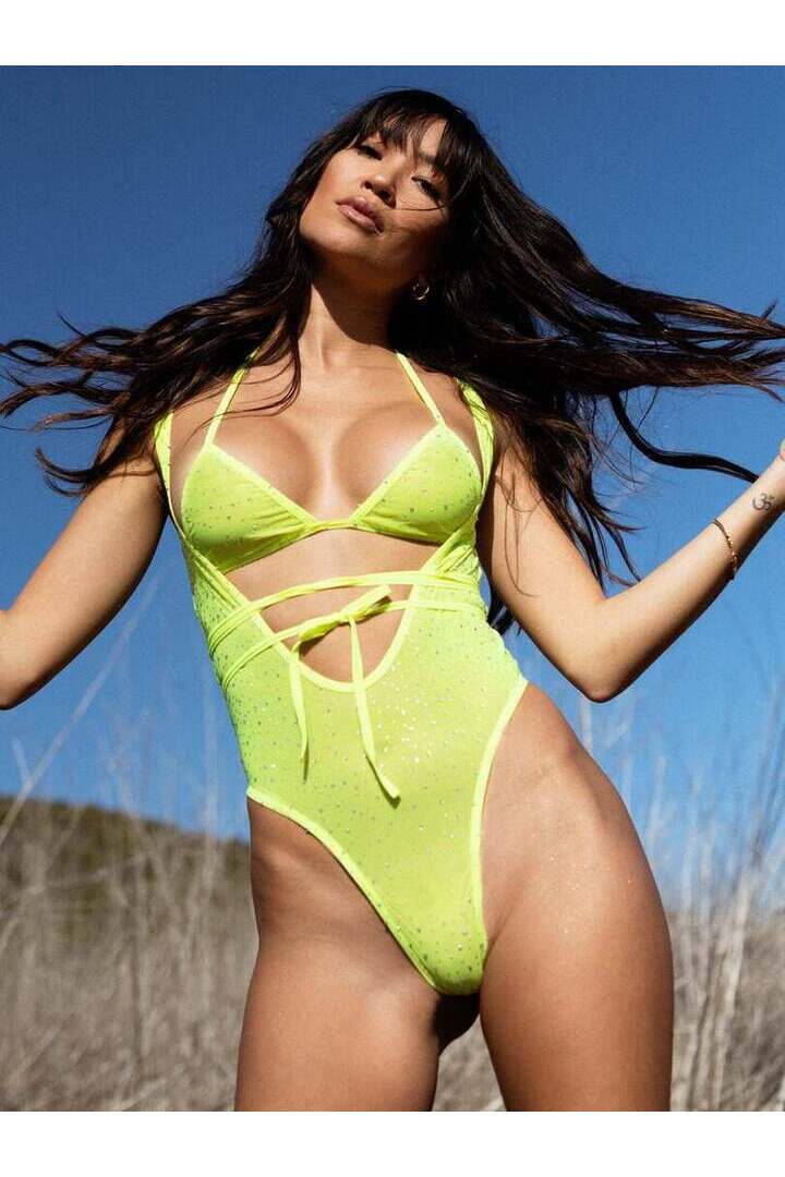 Leg Avenue Can't Get Enough Bodysuit Set in One Size 7