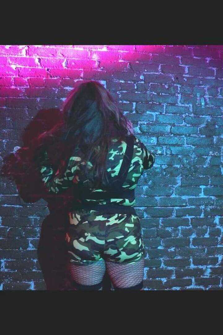 Leg Avenue Plus Goin' Commando Camo Romper Costume in Camo 4