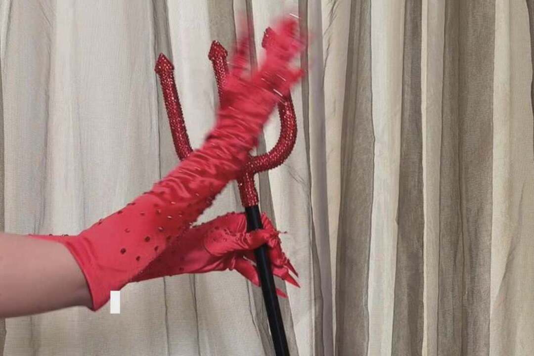 Leg Avenue Rhinestone Devil Pitch Fork Red in One Size 3