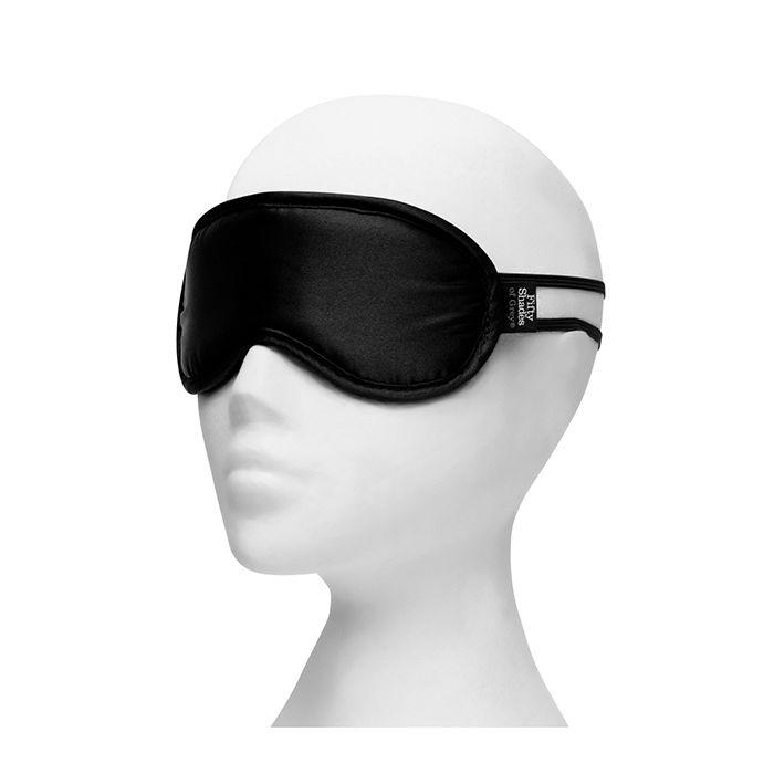 Lovehoney Fifty Shades of Grey & We-Vibe Come To Bed Kit 5